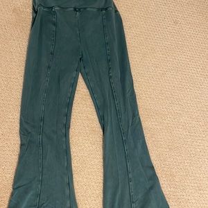 urban outfitters flare pants size small (2/4)